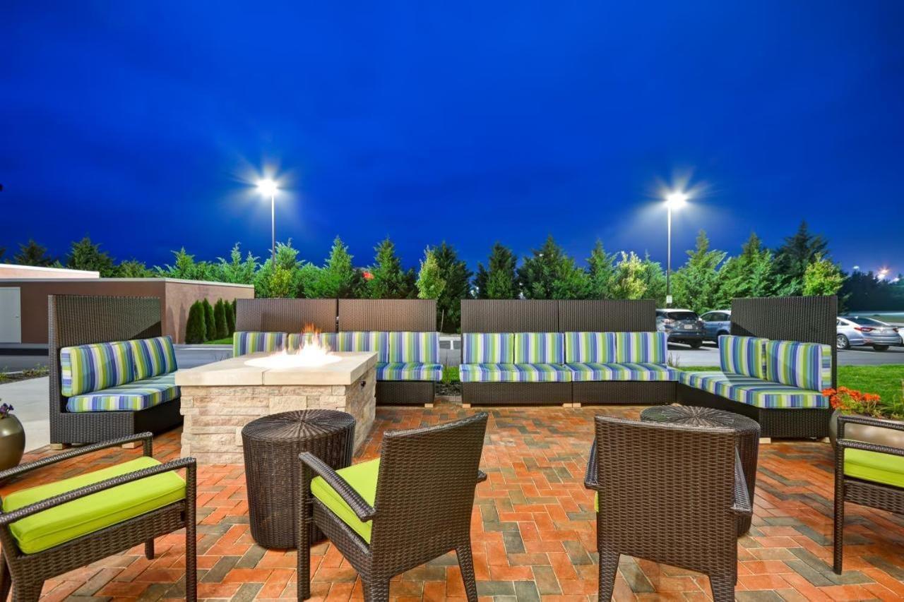 Home2 Suites By Hilton Charles Town Buitenkant foto