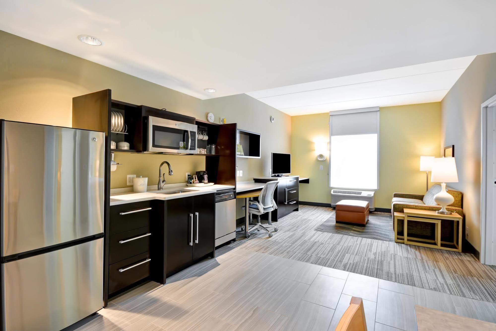 Home2 Suites By Hilton Charles Town Buitenkant foto